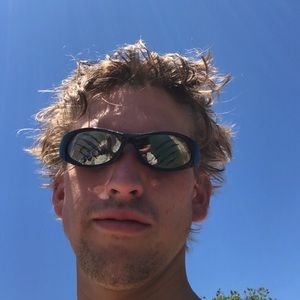 Meet your Posher, Cade